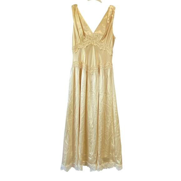 Reformation Stasia Silk Dress Blonde - Picture 9 of 16